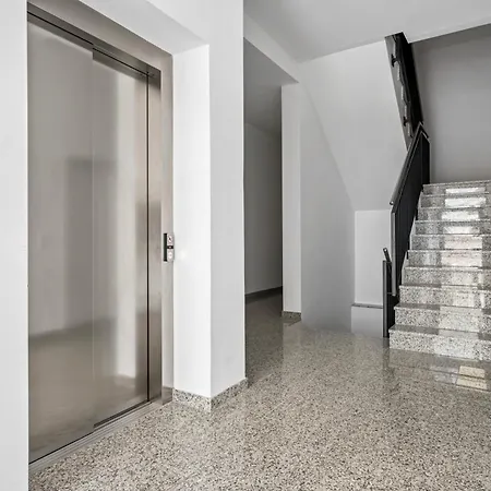 I Zentral I Modern I Terrasse I Apartman *
